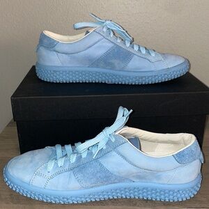 O.X.S Woobie Cornflower/Baby Blue Suede sneakers